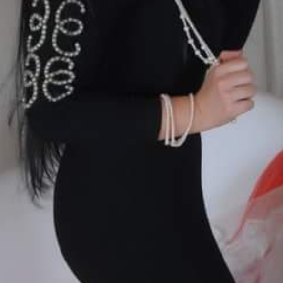 Stretchy pearls sleeve dress - Picture 3 of 7